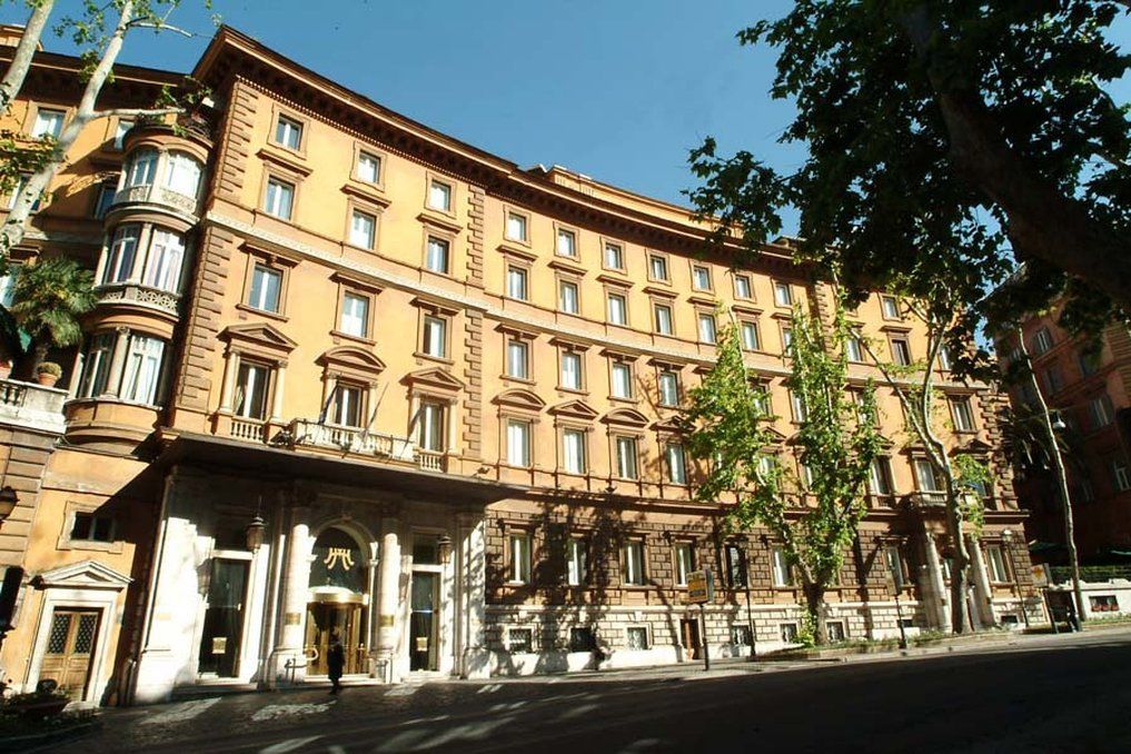 Hotel Majestic Roma Exteriör bild